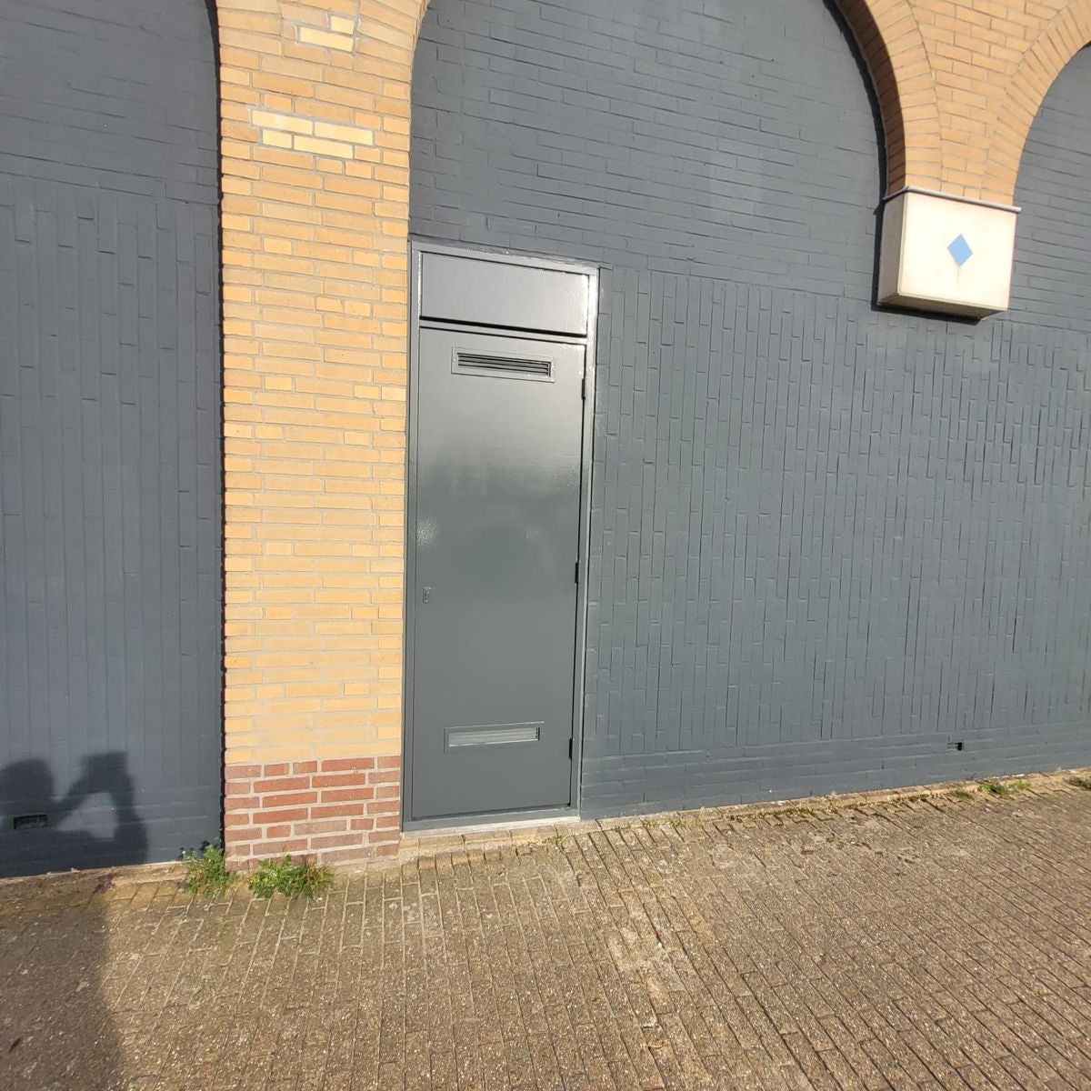 PROJECT SCHILDERWERK WINKELCENTRUM HUIZEN